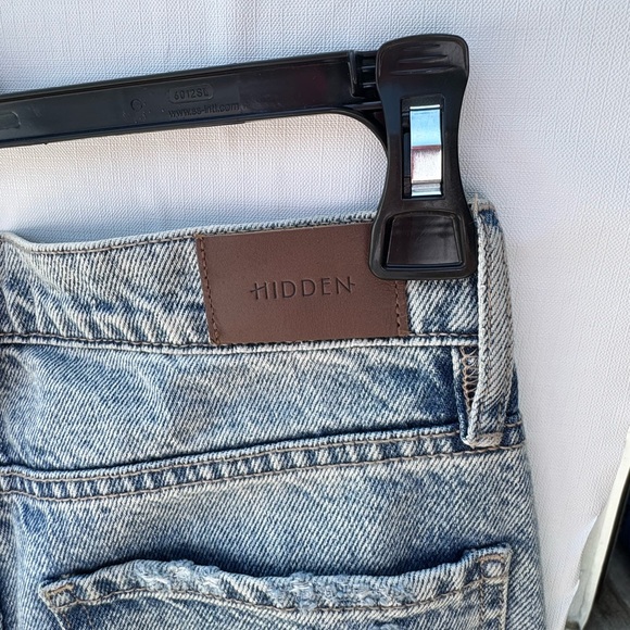 High Rise Distressed Jeans - Blue - Picture 6 of 8